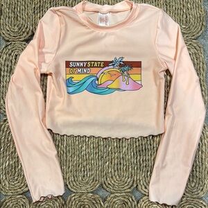 Cat & Jack Girl’s Long Sleeve Crop Rashguard- Peach/Pink- Size Medium 7/8
